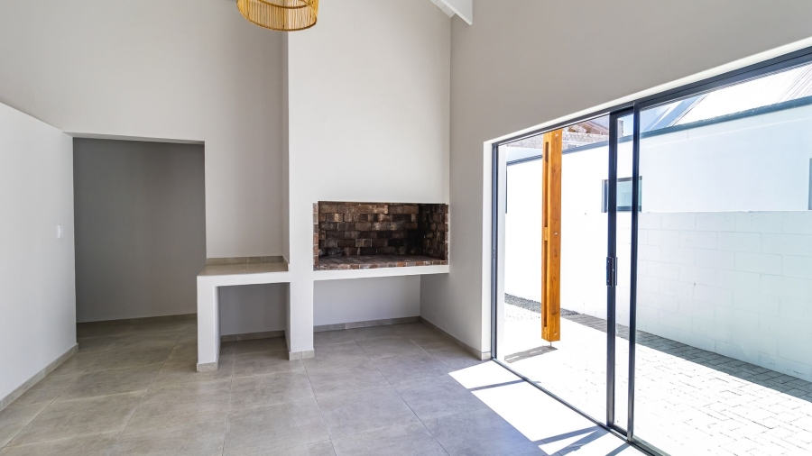 3 Bedroom Property for Sale in Britannia Beach Estate Western Cape